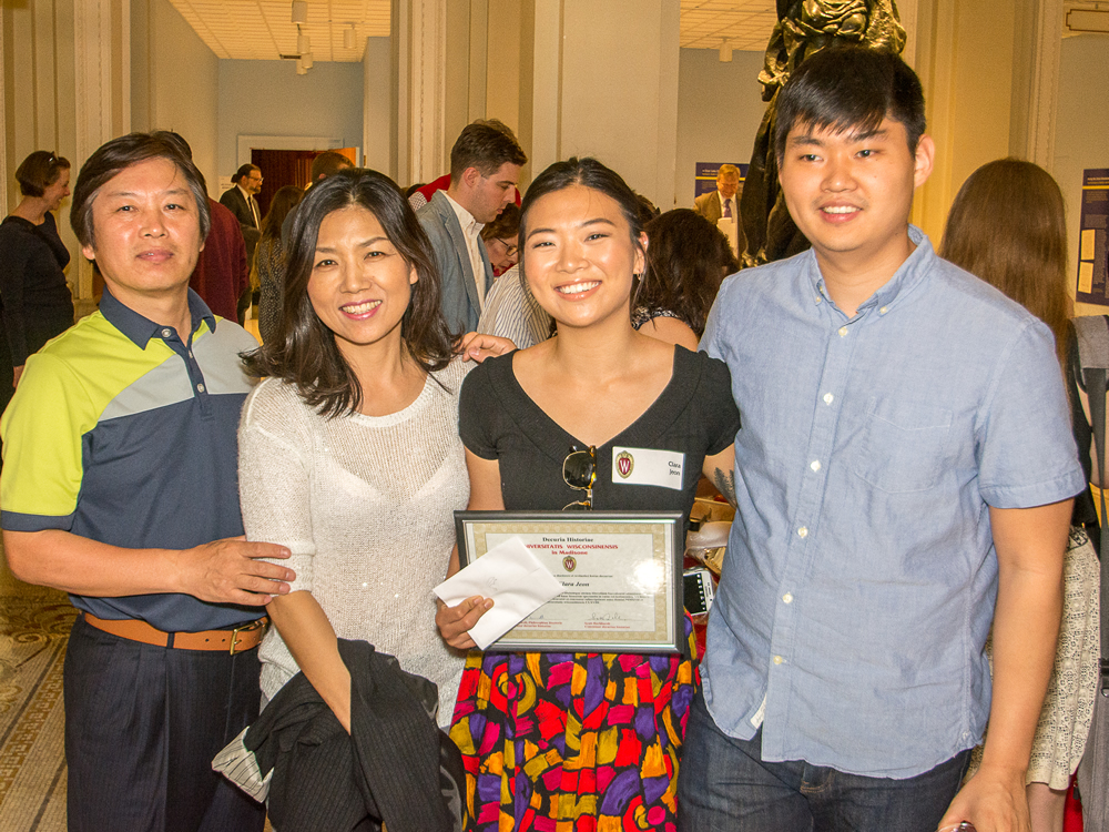 Undergraduate ceremony 2017 photo