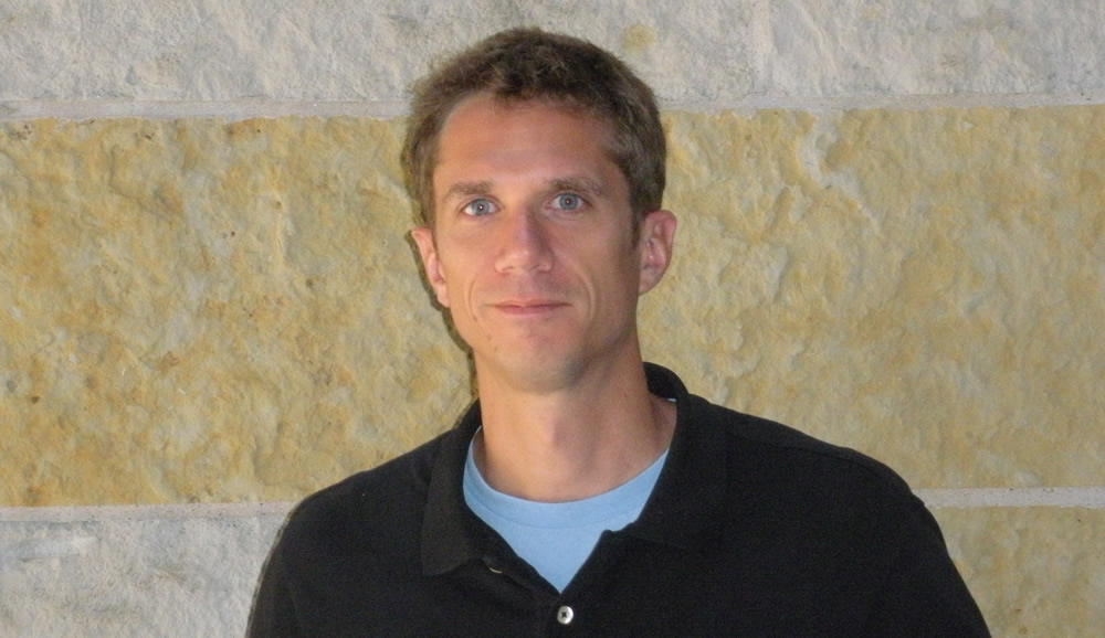 Professor Judd Kinzley Publishes Op-Ed Supporting Chinese Grad Students