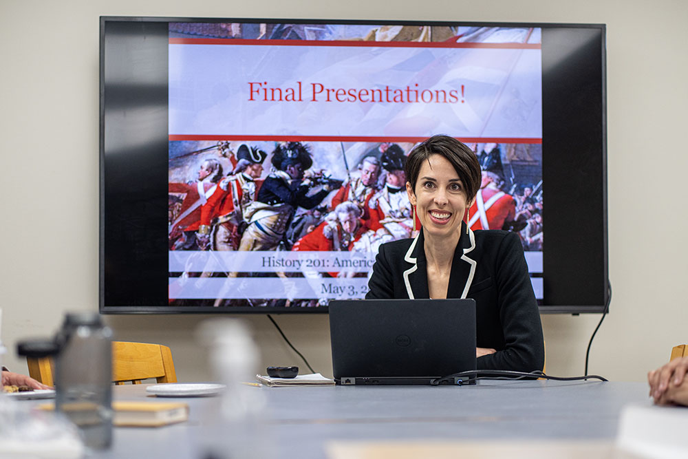 Professor Gloria Whiting introduces student presenters on final day of History 201: American Revolutions.