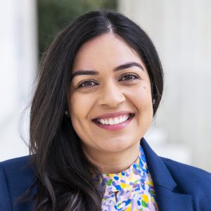 Farha Tahir headshot